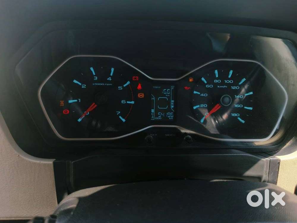 Mahindra Scorpio Classic 2.2 S 11 Mt 7 Cc, 2023, Diesel