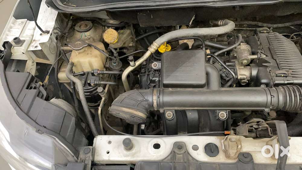 Renault Triber Rxe, 2021, Petrol