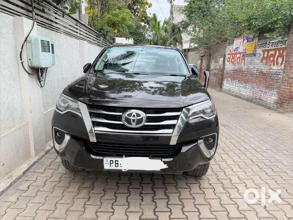 Toyota Fortuner 2016 Diesel Well Maintained