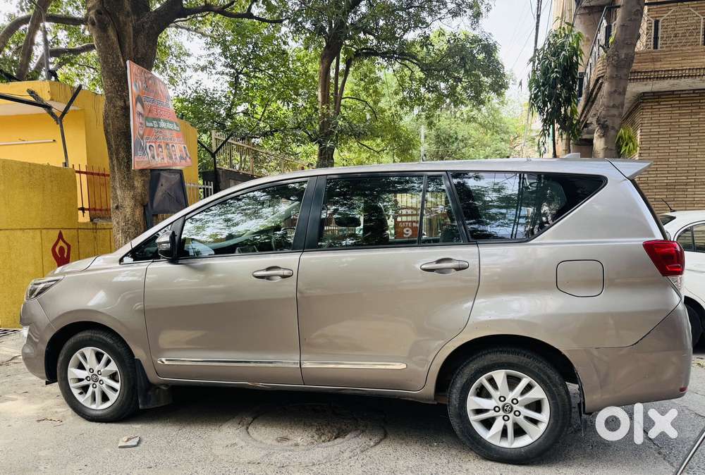 Toyota Innova Crysta 2.8 Gx At 7 Str, 2017, Diesel