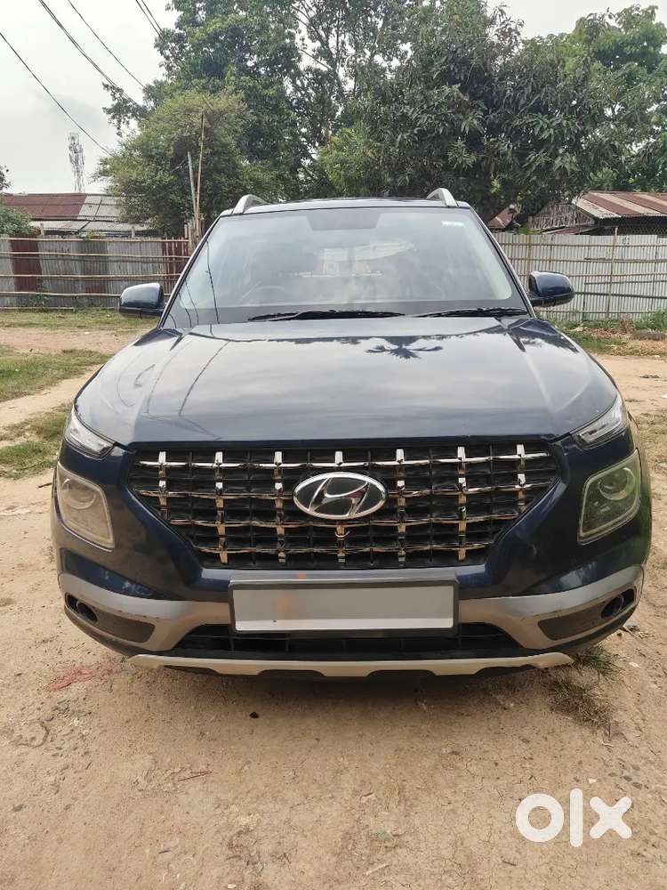 Hyundai Venue 2021 Petrol 84466 Km Driven