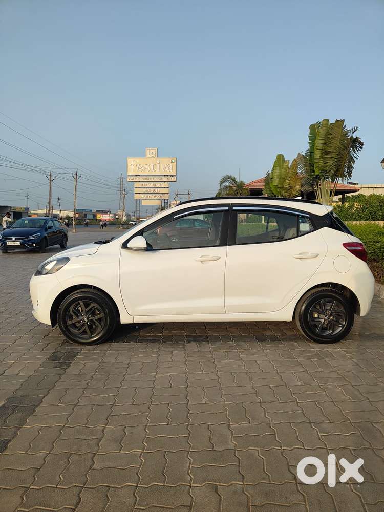 Hyundai Grand I10 Nios Sportz Dual Tone, 2022, Cng & Hybrids