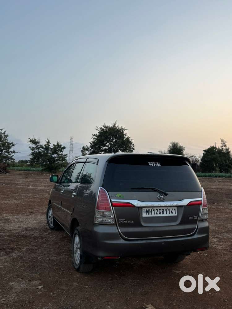 Toyota Innova Diesel 2011