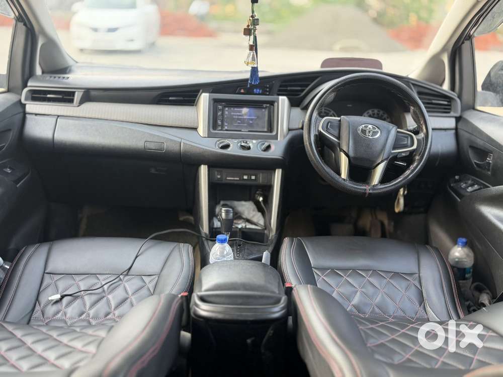 Toyota Innova Crysta 2.8 Gx At 8s, 2016, Diesel