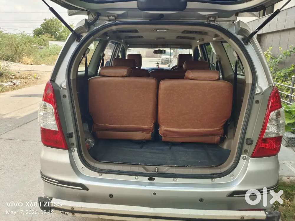 Toyota Innova 2015 Diesel Well Maintained