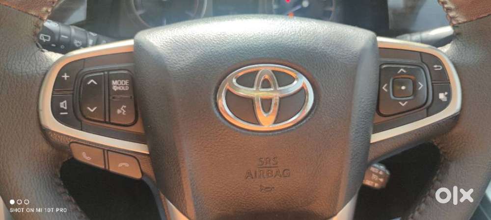 Toyota Innova Crysta 2.8z Automatic, 2017, Diesel