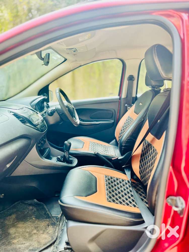 Ford Figo 2012-2015 Petrol Titanium, 2022, Petrol