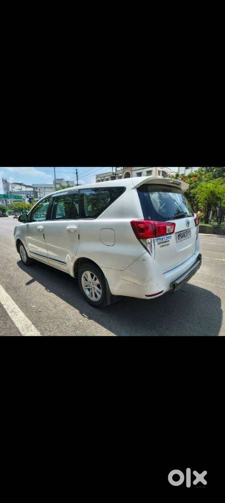 Toyota Innova Crysta 2.4 G Mt 7 Str, 2020