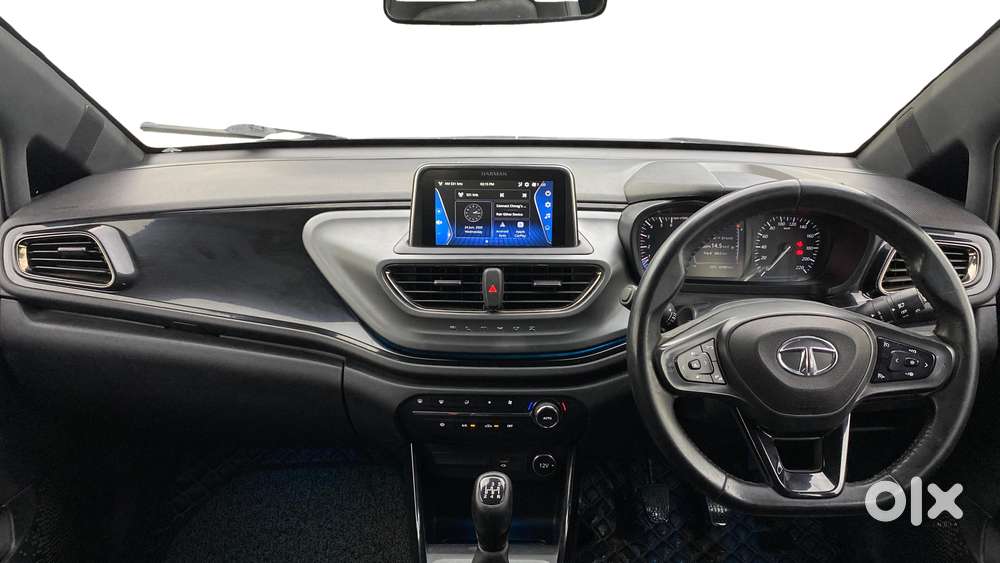 Tata Altroz 1.2 Xza Plus Dark Edition Dct, 2023, Diesel