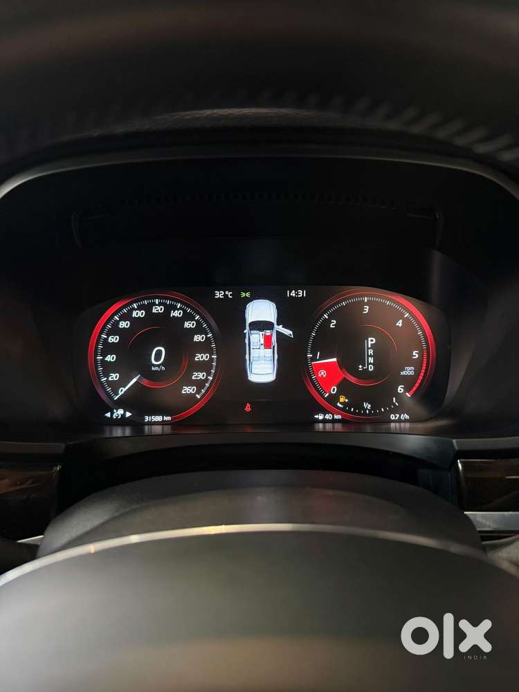 Volvo S90 D4 Momentum, 2019, Diesel