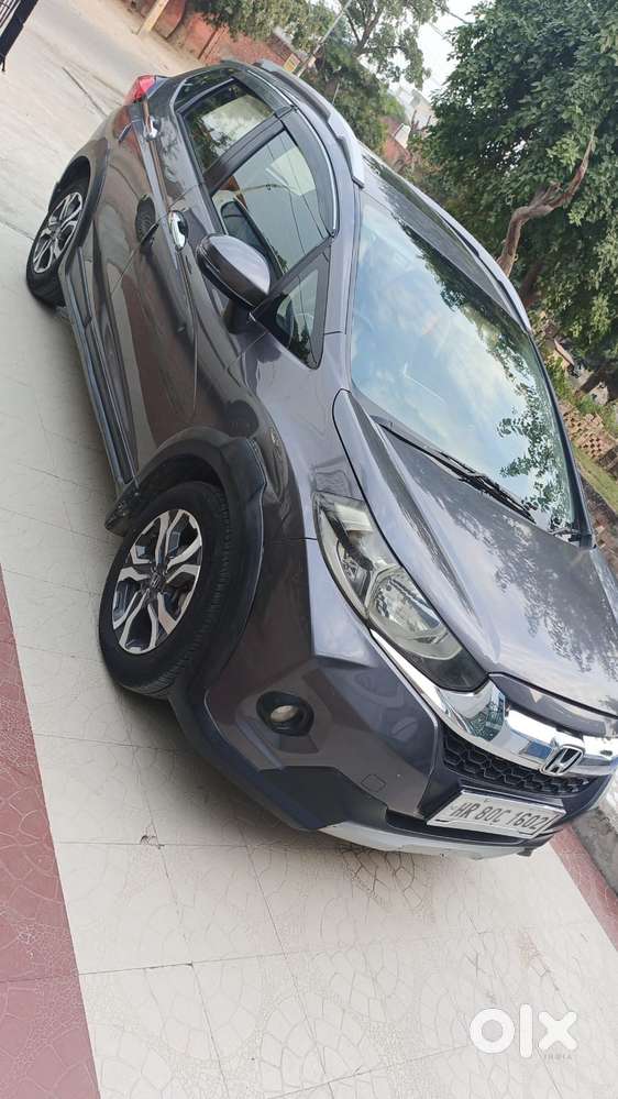 Top-end 2018 Honda Wr-v 1.5 I-dtec V - Alloy Wheels, Push Button Start