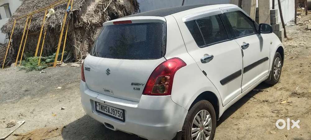 Maruti Suzuki Swift 2011 Petrol/cng,103000 Km Driven