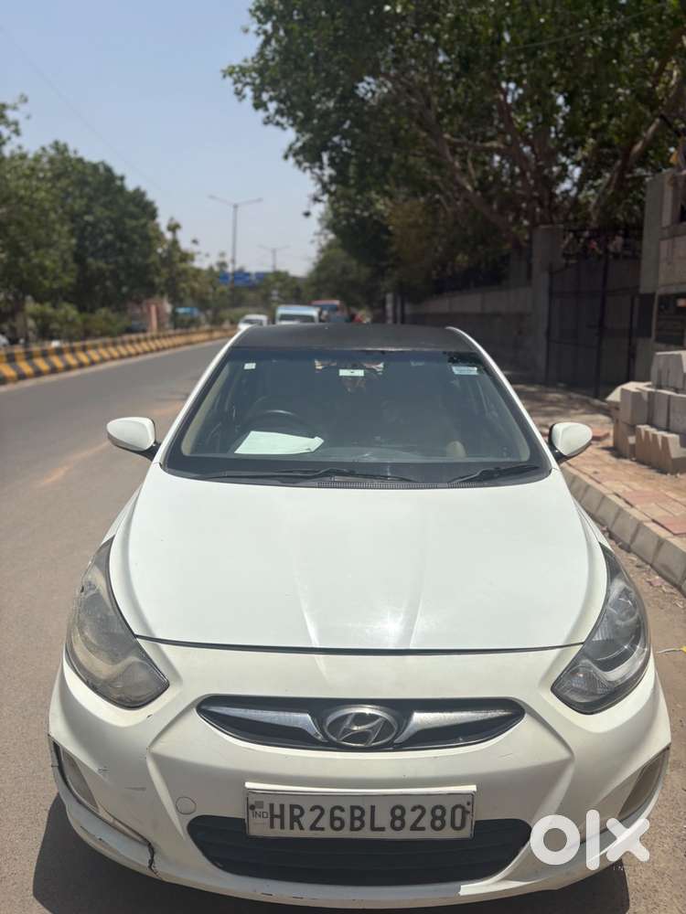 Hyundai Verna Automatic Very Less Driven Petrol Automatic