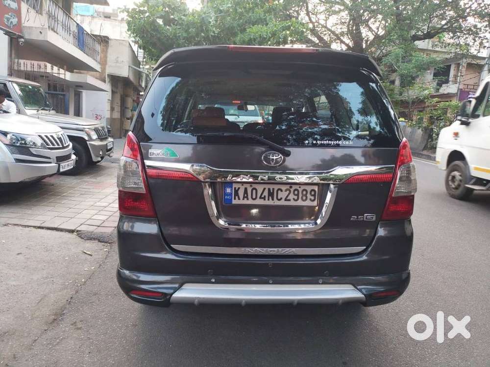Toyota Innova 2.5 Gx (diesel) 7 Seater Bs Iv, 2015, Diesel