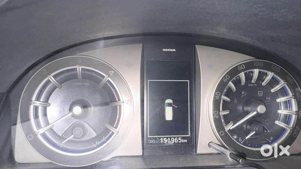 Toyota Innova Crysta 2016