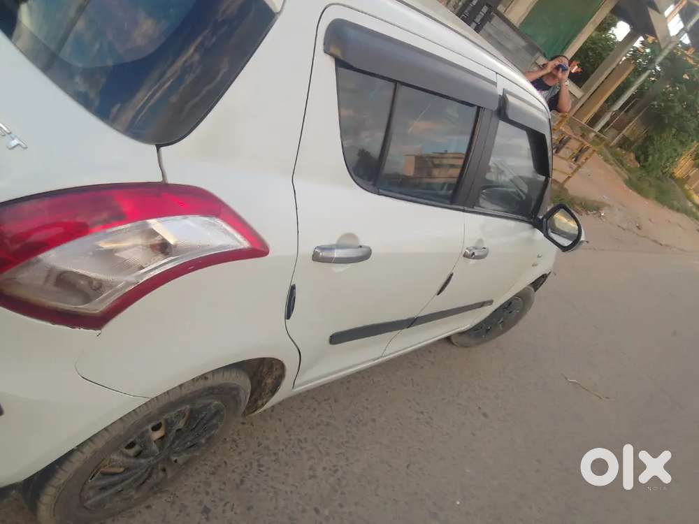 Maruti Suzuki Swift 2013 Lxi