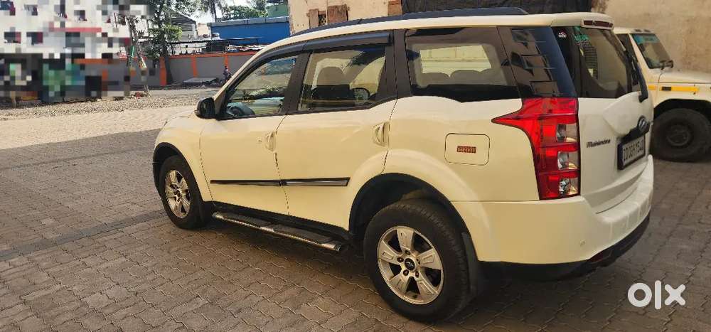 Mahindra Xuv500 2015 Diesel 133265 Km Driven Family Use Car