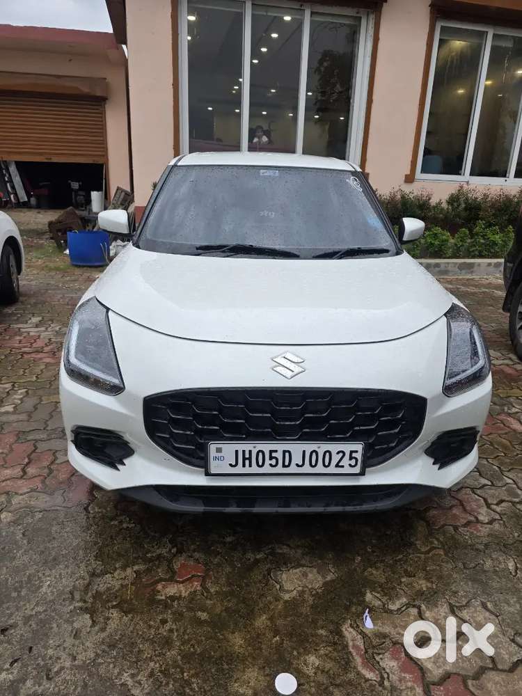 Maruti Suzuki Swift Zxi 2025