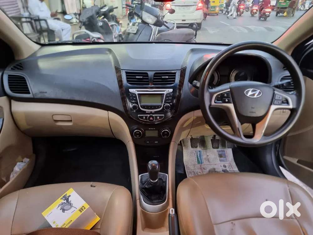 Hyundai Verna Crdi 2012