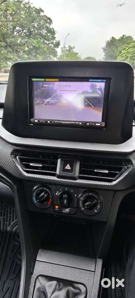 Maruti Suzuki Brezza 1.5 Lxi Smart Hybrid, 2023, Petrol