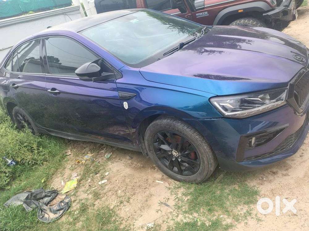 Skoda Slavia 1.0 Tsi Style, 2022, Petrol