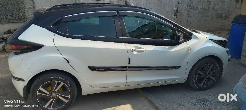 Tata Altroz 2021 Petrol 56000 Km Driven