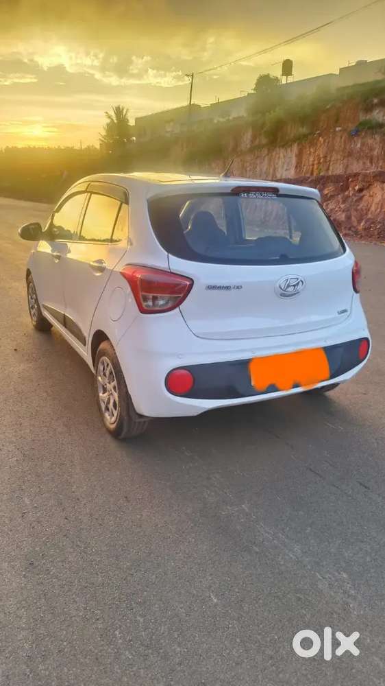 Hyundai Grand I10 2017 Diesel Well Maintained