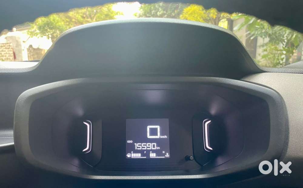 Citroen C3 X Shine 1.2 Turbo, 2023, Petrol