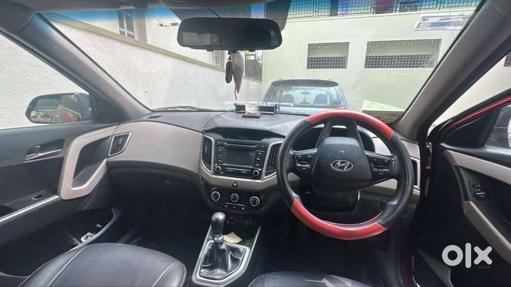 Creta Mid Variant ,ac Is Good Grey Interiors Additional Seat Covers