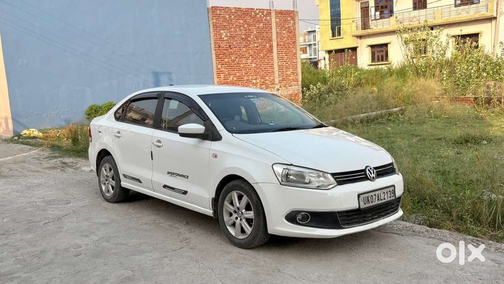 Volkswagen Car Manual 2011