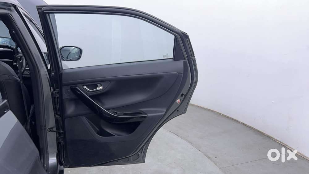 Tata Nexon Fearless Plus S 1.2 Revotron Petrol 7 Dca  Dt, 2023, Petr..