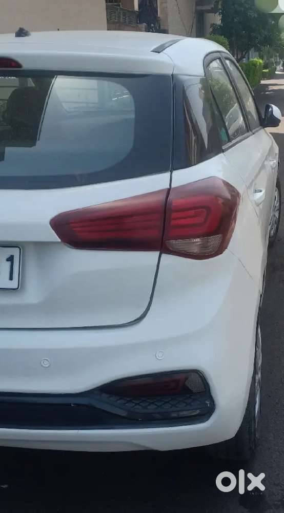 Hyundai I20 2018 Petrol 86000 Km Driven