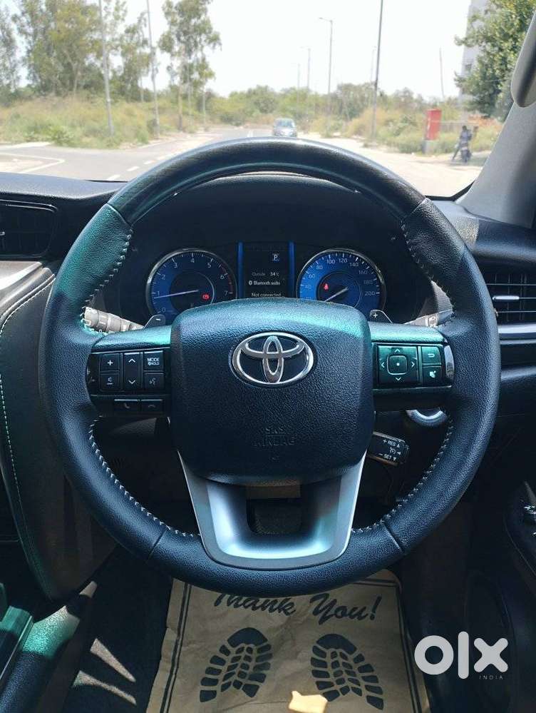 Toyota Fortuner 4x2 At 2.7 Petrol, 2023, Petrol