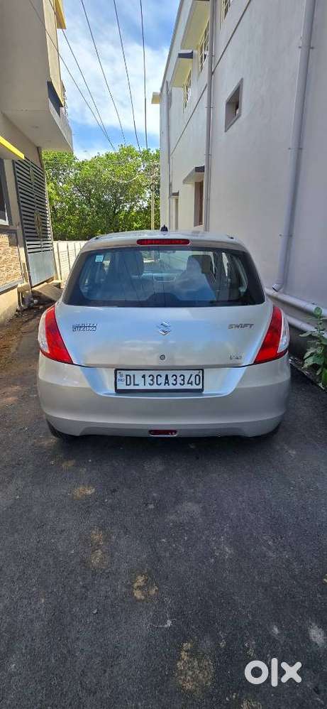 Maruti Suzuki Swift Vxi, 2011, Cng & Hybrids