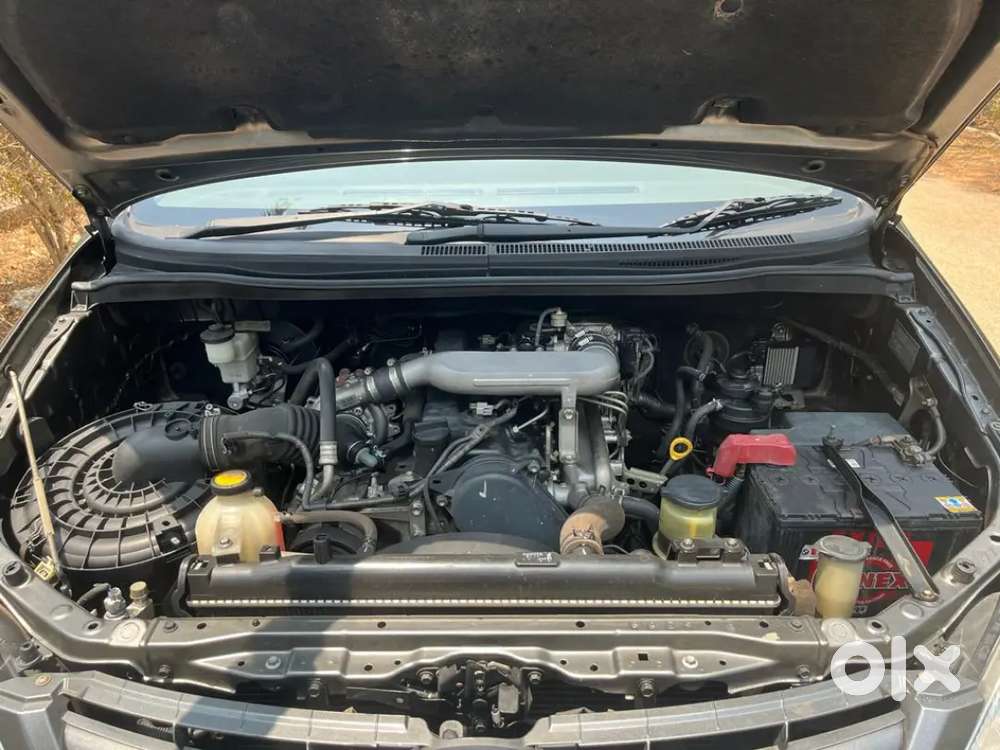 Toyota Innova 2010 Diesel Well Maintained