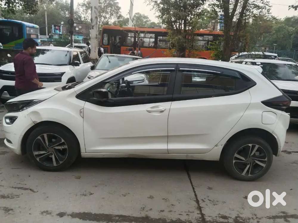 Tata Altroz 2023 Petrol Well Maintained