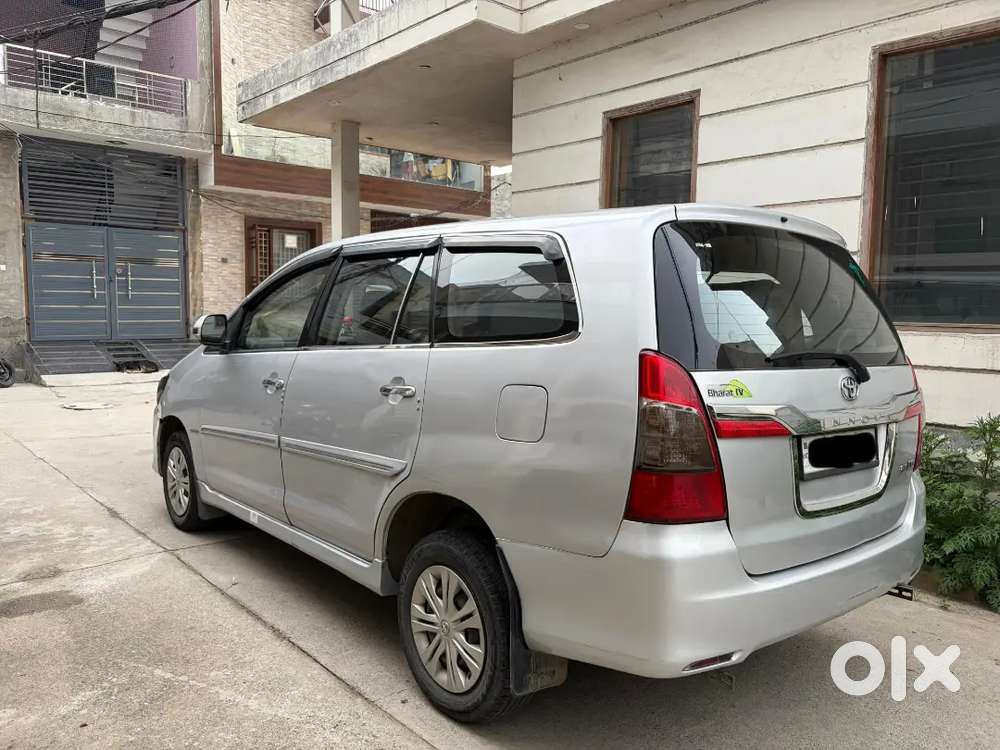 Toyota Innova 2012 Diesel Well Maintained