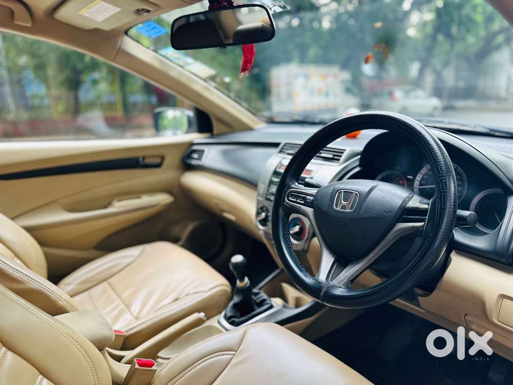 Honda City V Mt, 2014, Petrol