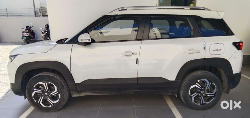 Maruti Suzuki Brezza 1.5 Zxi Smart Hybrid, 2024, Petrol