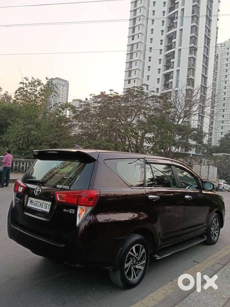 Toyota Innova Crysta 2.4 V 8 Str, 2022, Diesel