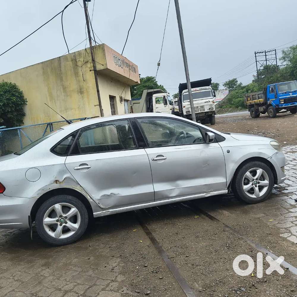 Skoda Rapid Elegance 2012 Diesel Manual