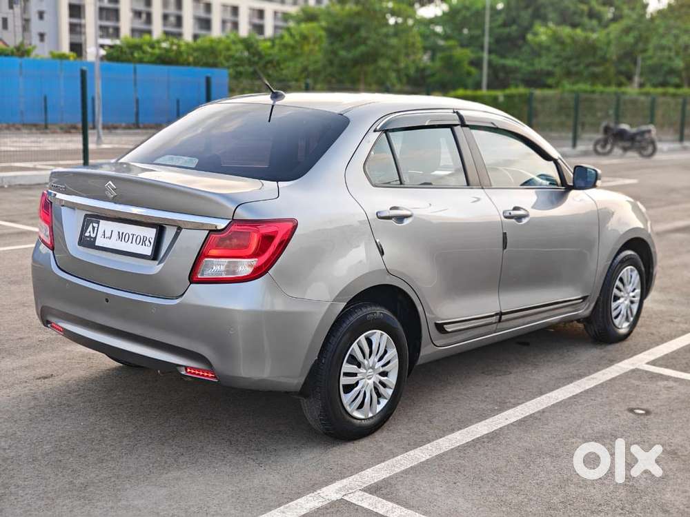 Maruti Suzuki Dzire 1.2 Vxi Amt, 2022, Petrol