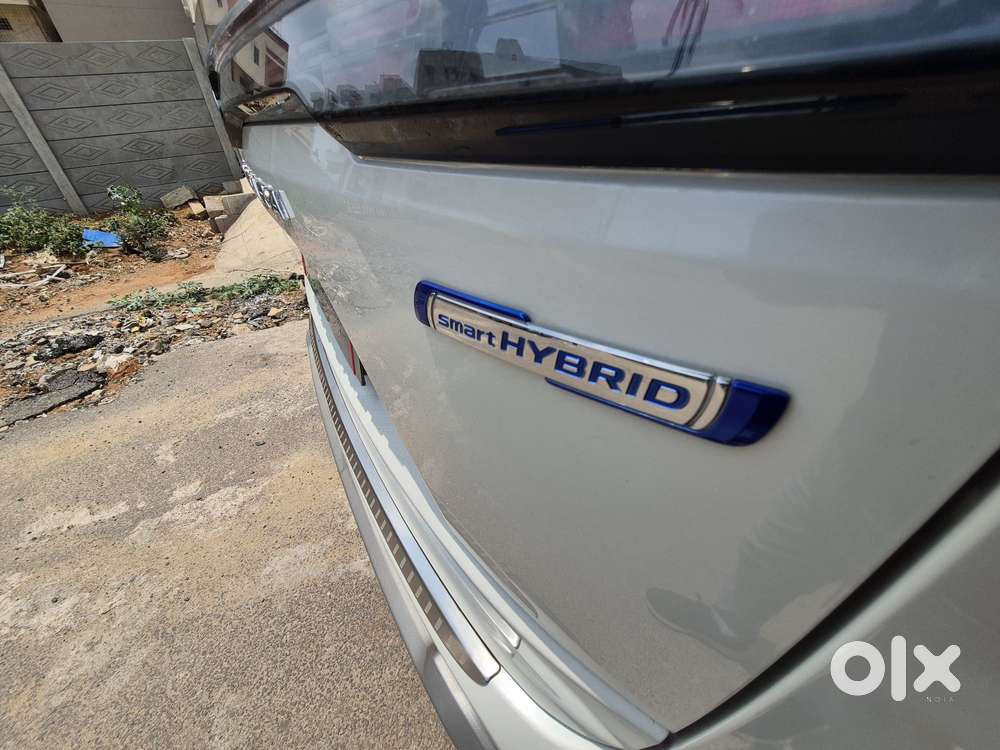 Maruti Suzuki Grand Vitara Smart Hybrid Alpha, 2025, Petrol