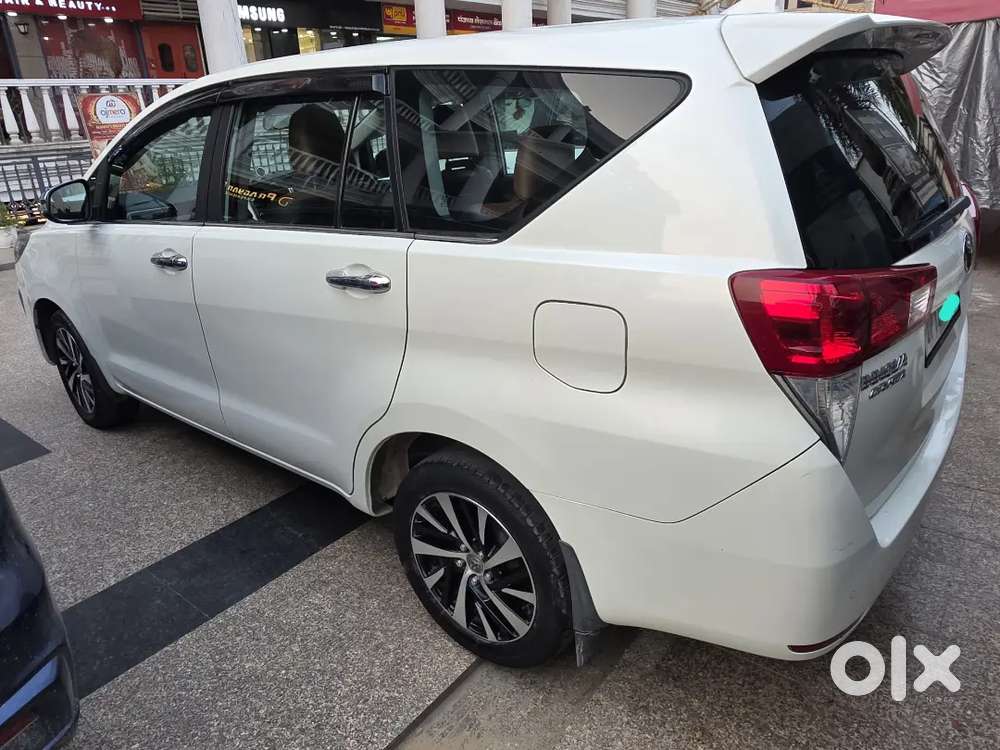 Innova Crysta Top Model Automatic Diesel