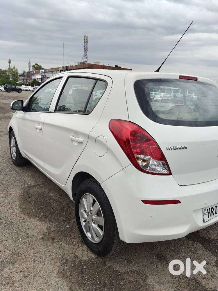 Hyundai I20 Magna Optional 1.2, 2012, Petrol