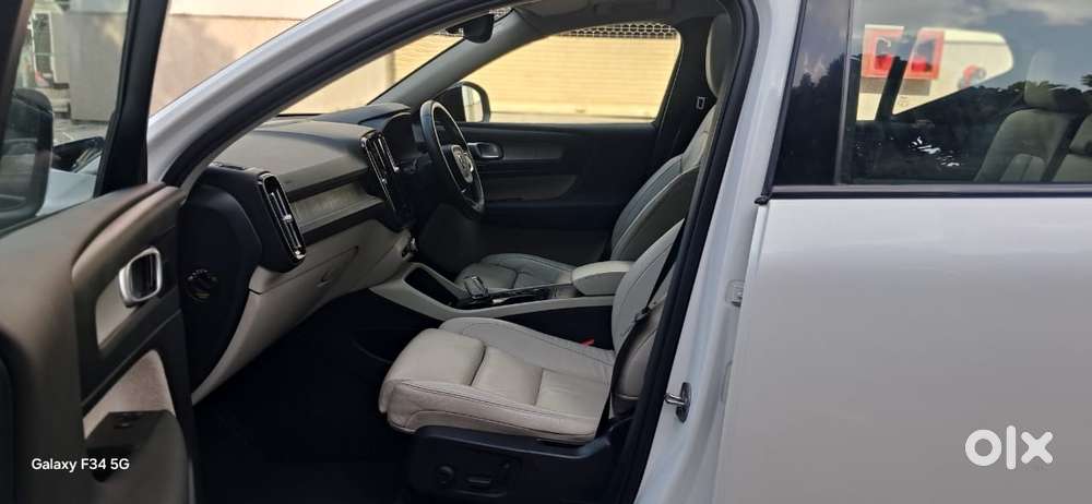 Volvo Xc40 B4 Ultimate, 2022, Petrol