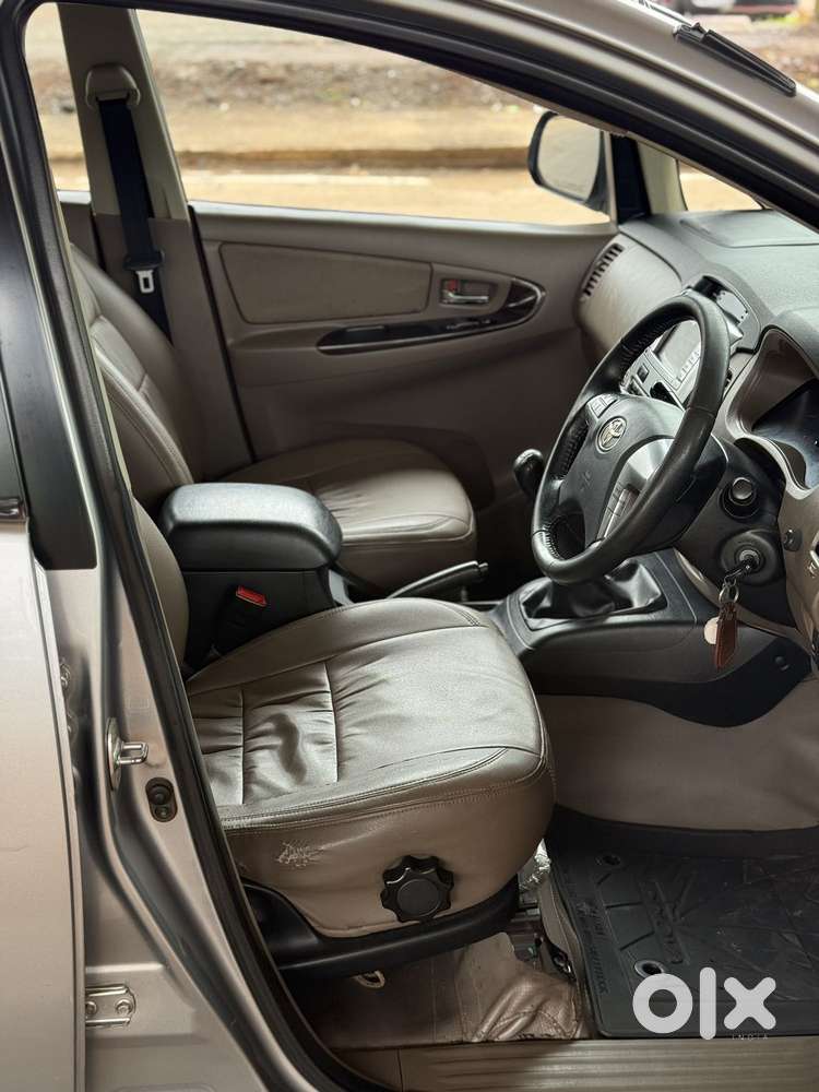 Toyota Innova 2.5 V 7 Str, 2015, Diesel