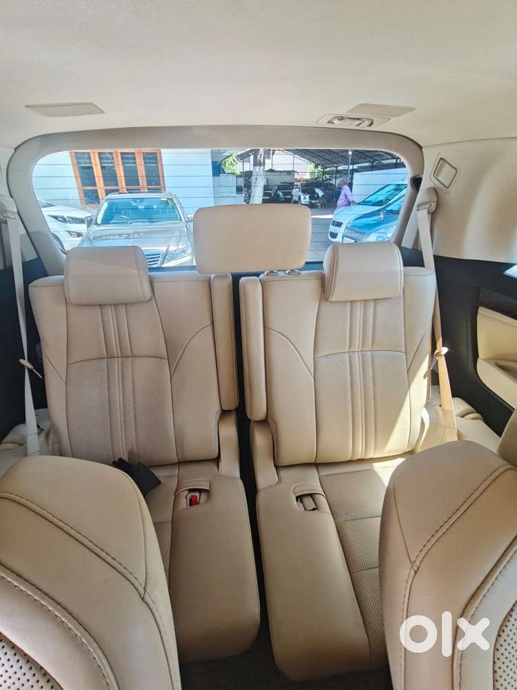 Toyota Vellfire Vip – Executive Lounge, 2022, Petrol