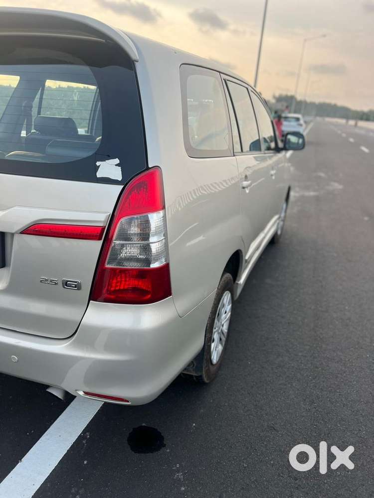Toyota Innova Diesel 2014