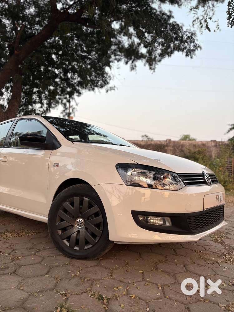 Volkswagen Polo 1.2l Turbo Diesel Comfortline 2013